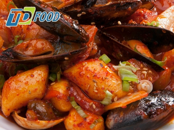 Bánh gạo hải sản là gì?